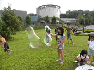 100920img_bubble2.jpg